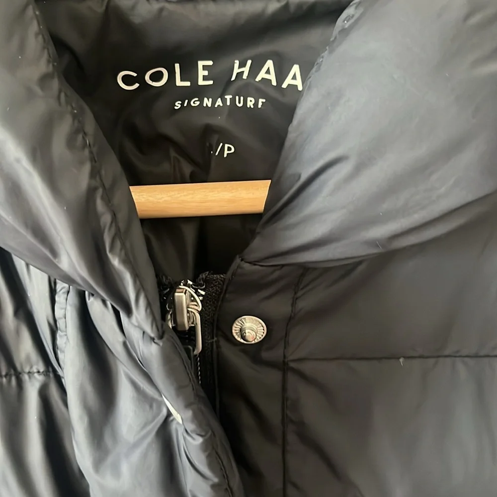Cole Haan woman’s  quilted down jacket small/petite black - Picture 4 of 12
